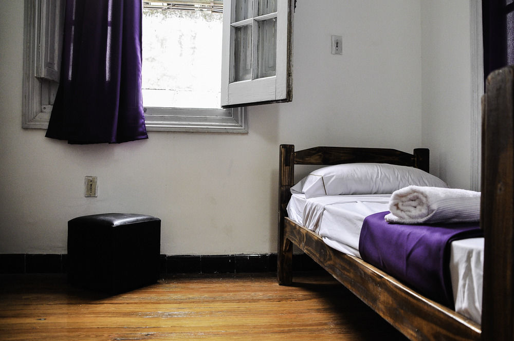 Blanes Hostel Монтевидео Экстерьер фото