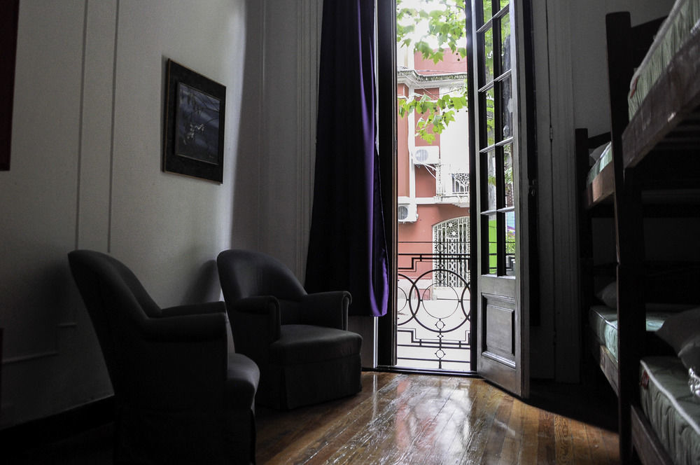 Blanes Hostel Монтевидео Экстерьер фото