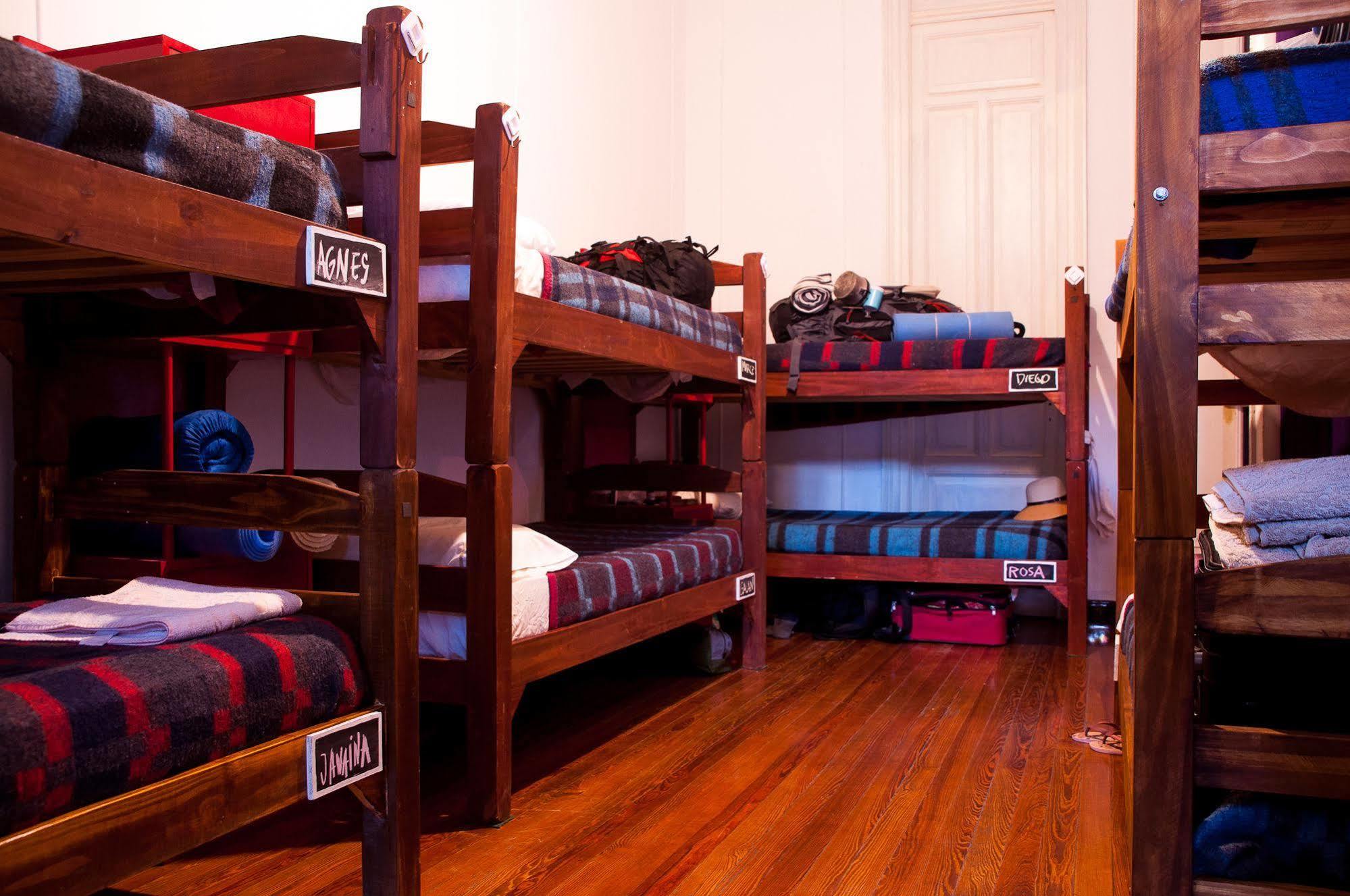 Blanes Hostel Монтевидео Экстерьер фото